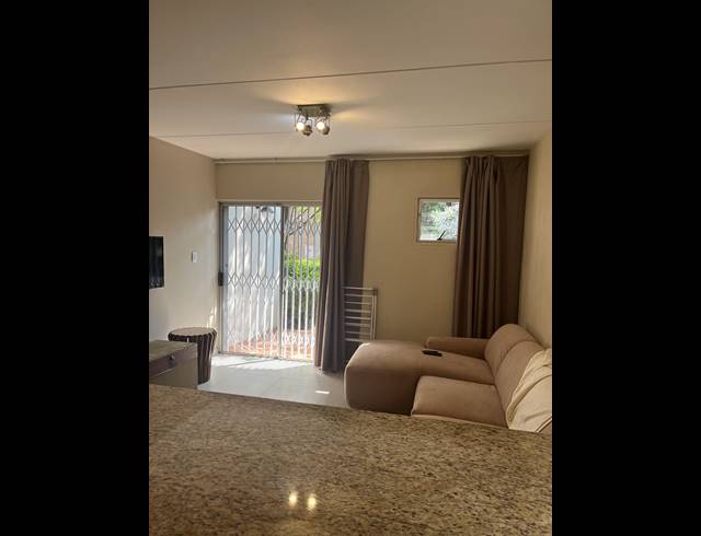 1 BEDROOM APARTMENT TO LET IN SANDOWN